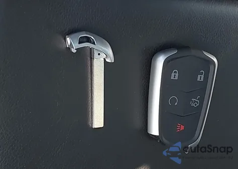 2021 Chevrolet Traverse Awd Rs from USA, damaged, VIN 1GNEVJKW3MJ209528